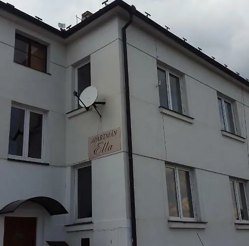 Ella - -cz - U Stadionu Míru 1735 Tábor